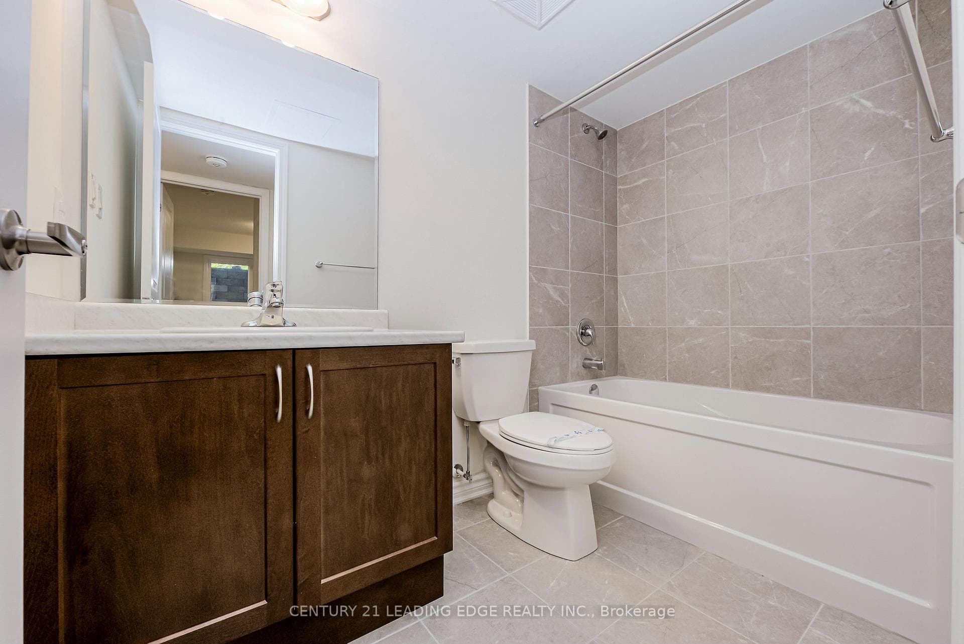 2789 Eglinton Avenue Unit 424 photo 35
