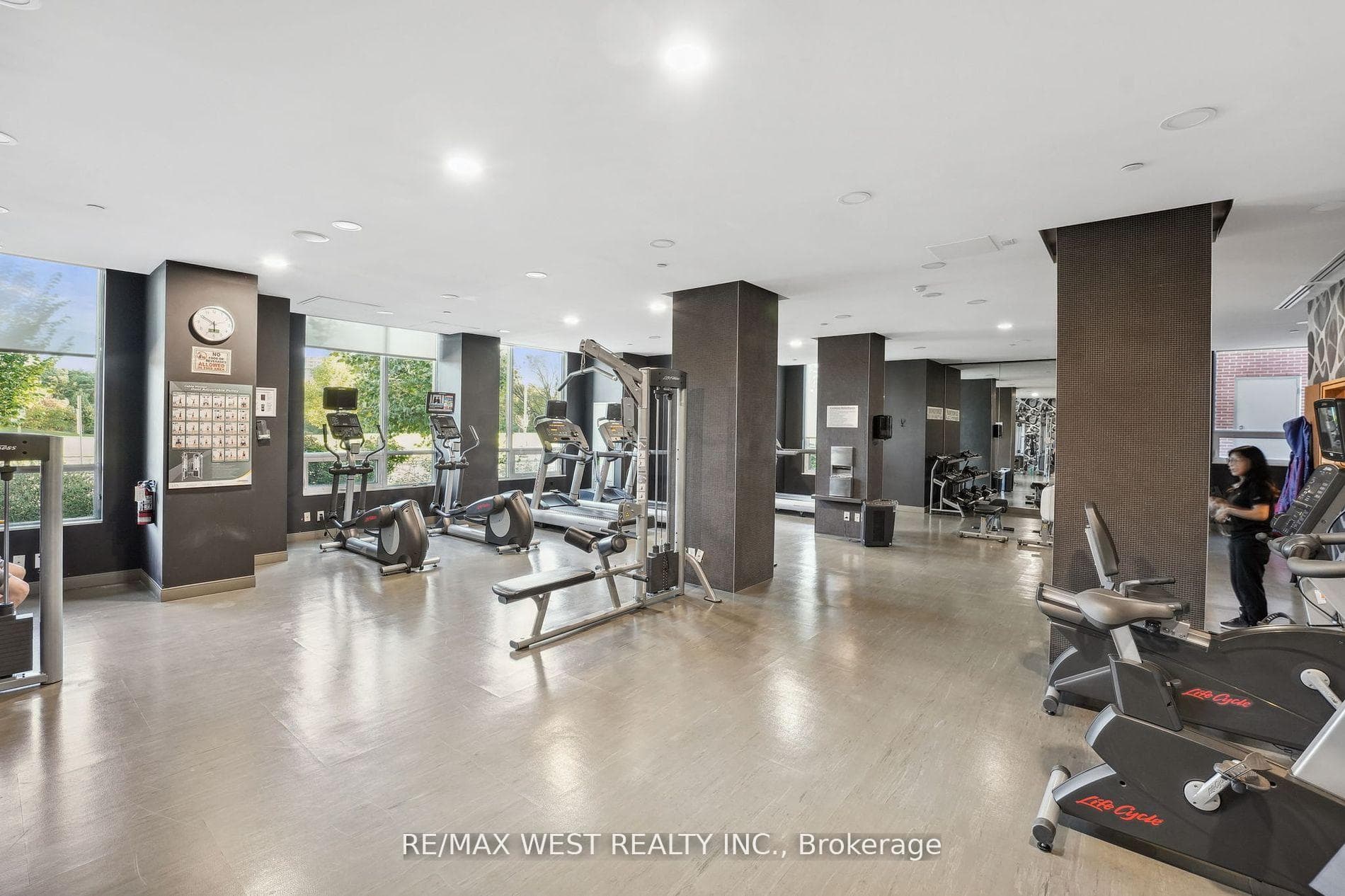 8228 Birchmount Road Unit 116 photo 32