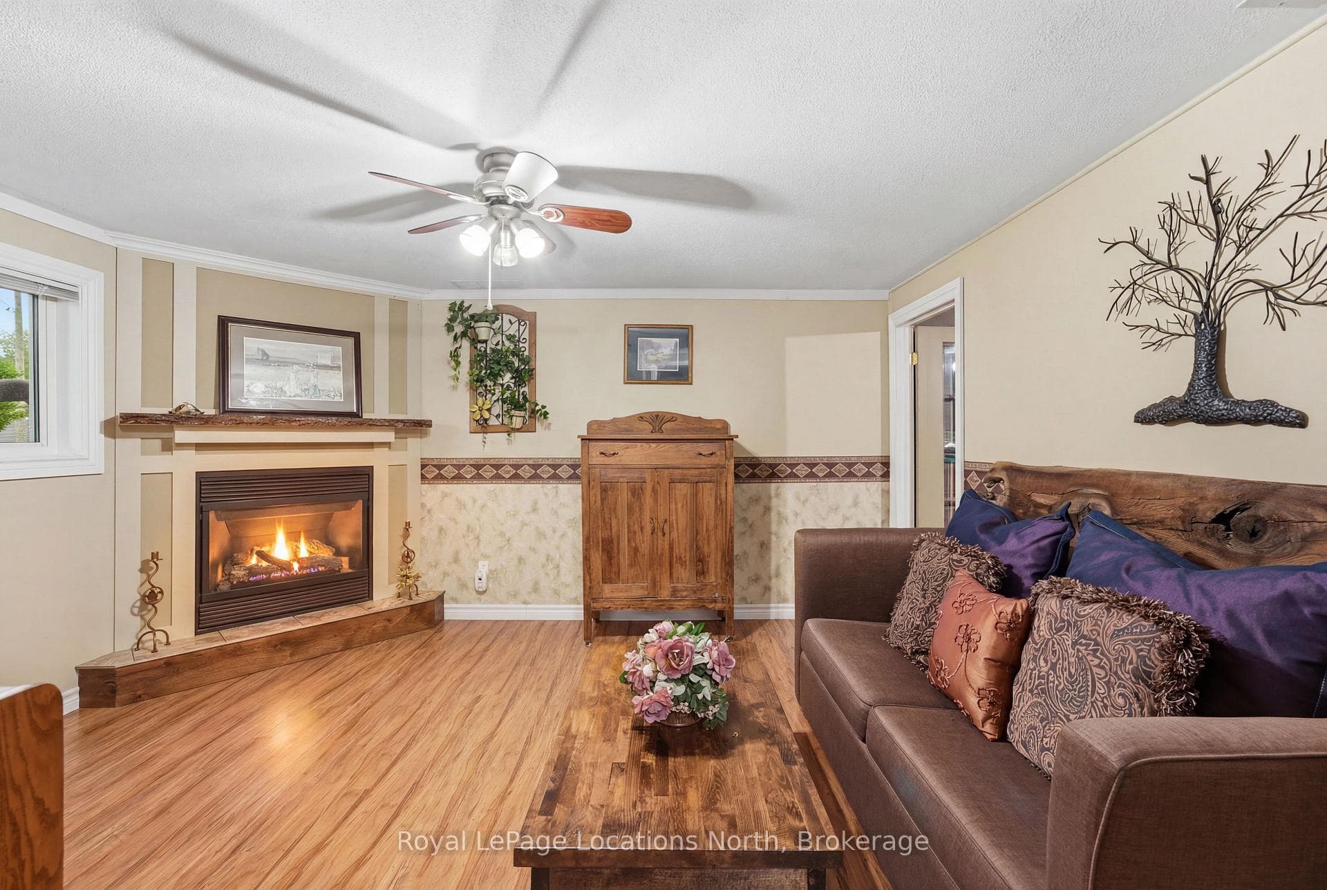 488 Maple Street photo 18