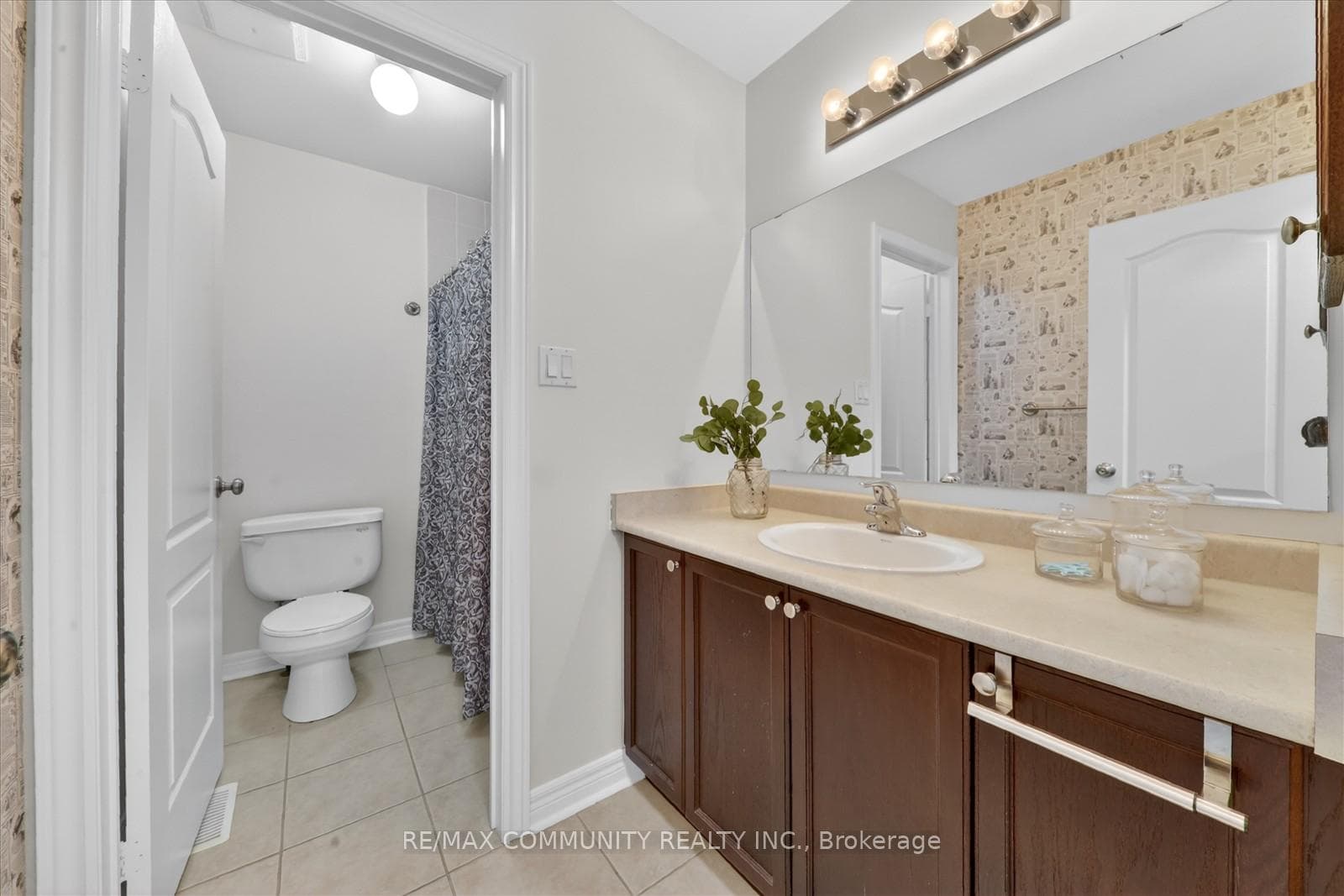 Common Washroom
