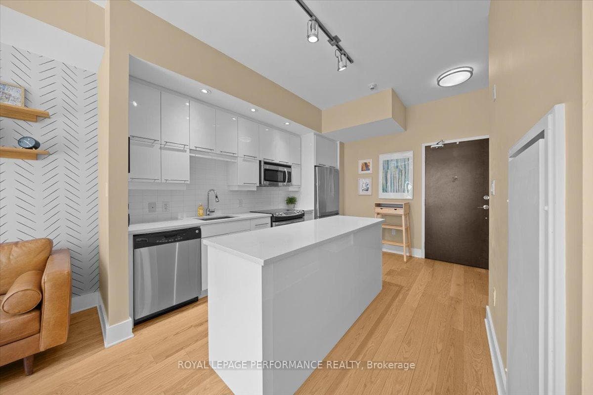 101 Richmond Road Unit 616 photo 11