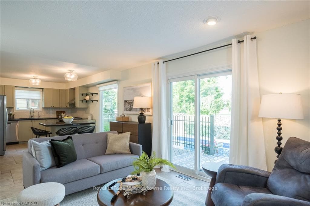 255 MORRISON Road photo 16