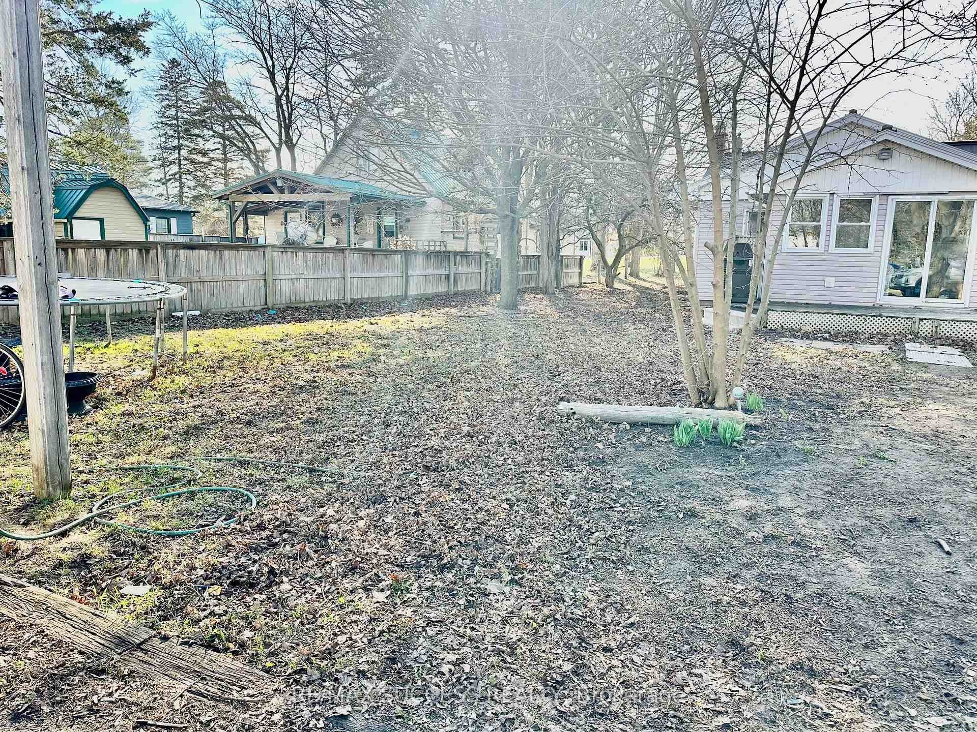 738 MOUNT PLEASANT Road photo 21
