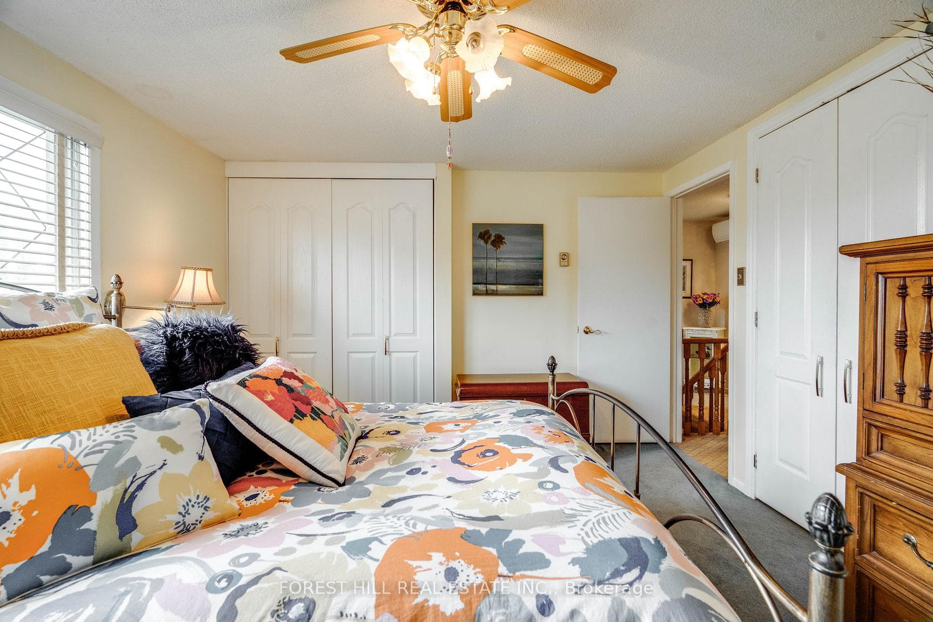 143 Holm Crescent photo 22