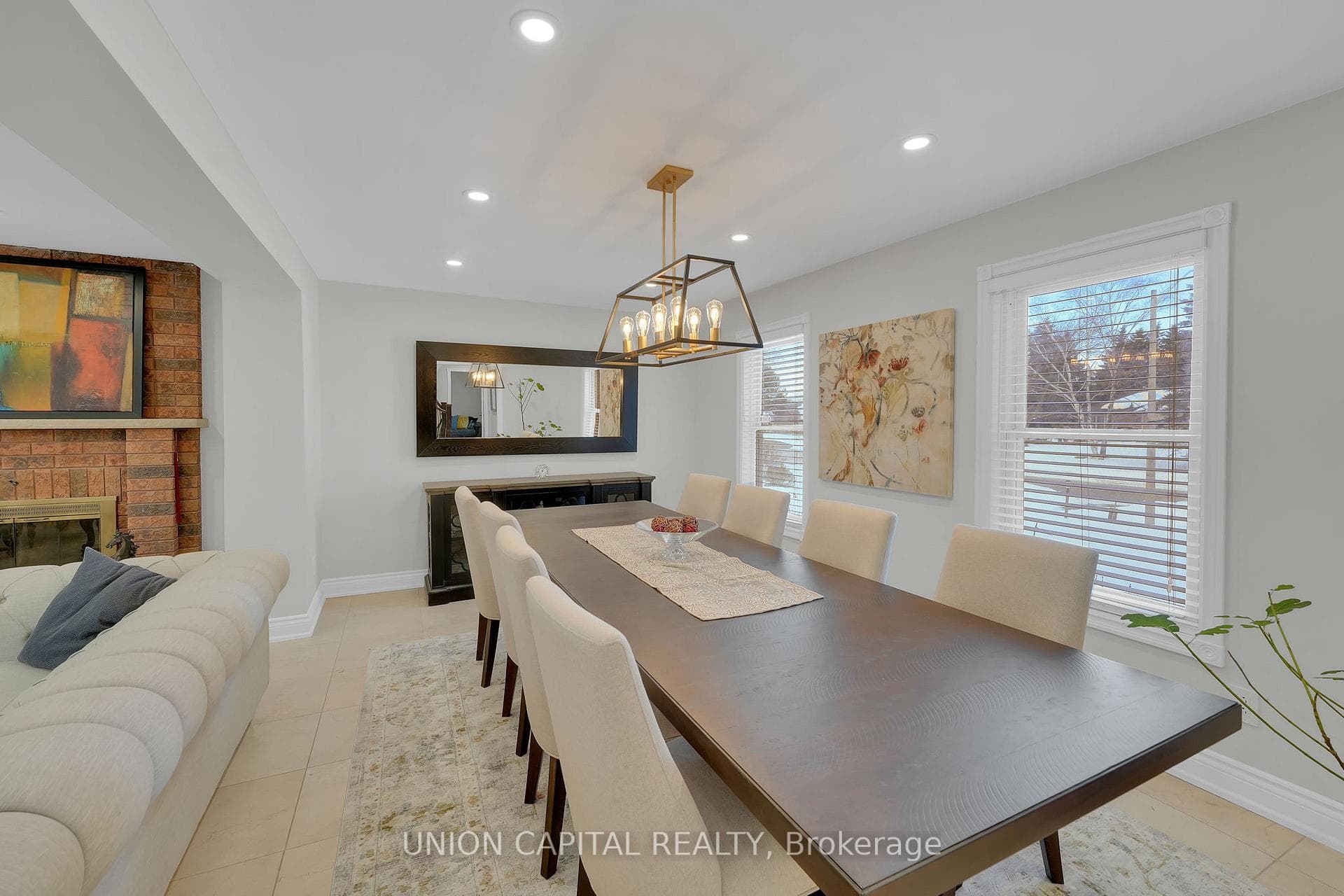 12 Reesor Place photo 4