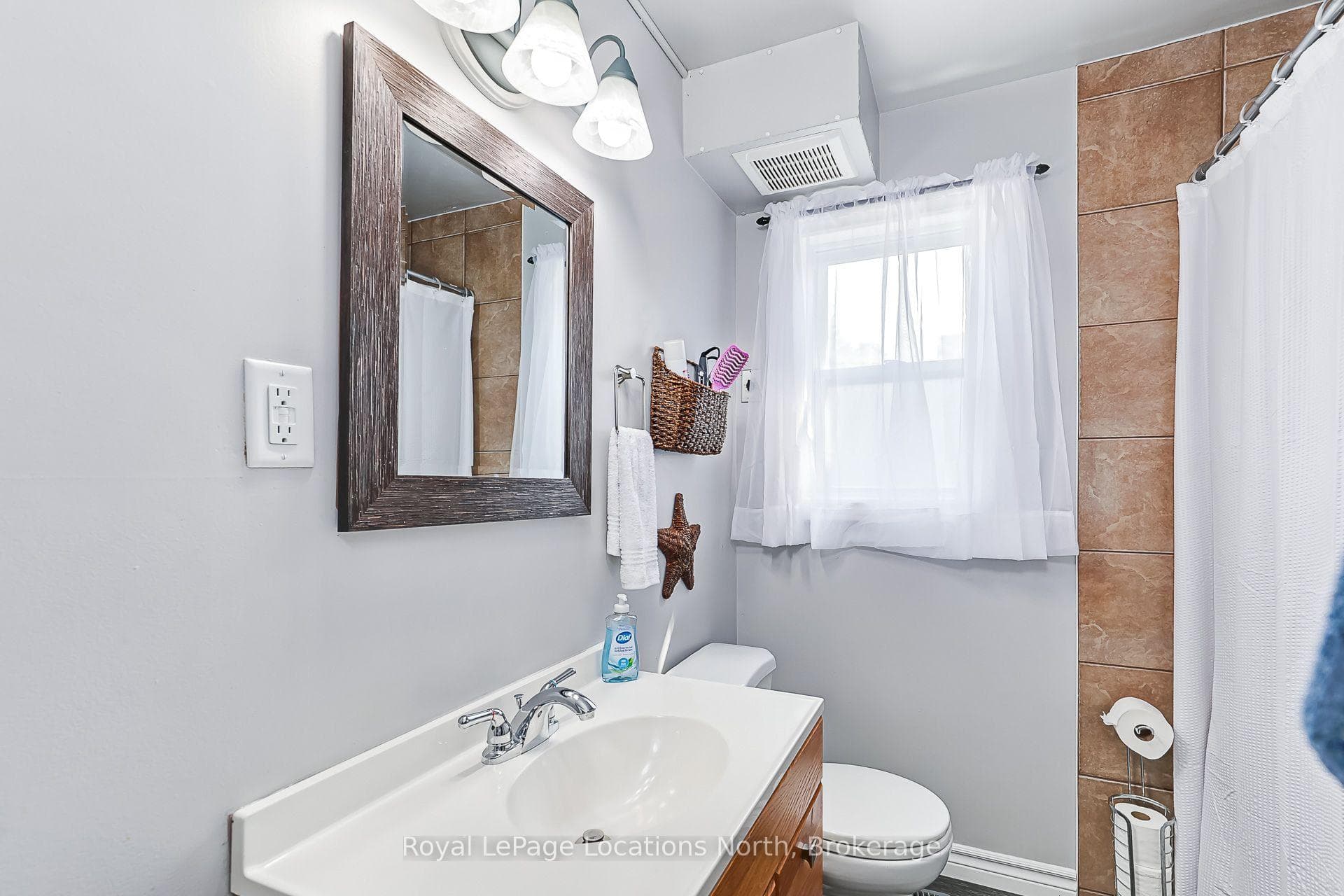 225 Cherry Street photo 22
