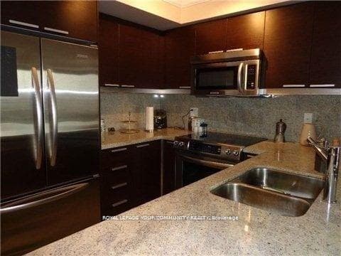 650 Sheppard Avenue Unit 415 photo 5