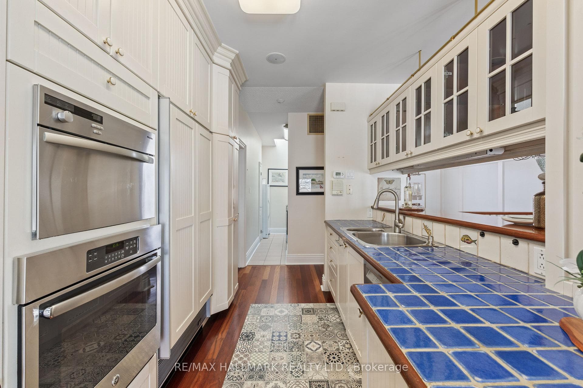 1275 Wharf Street photo 8