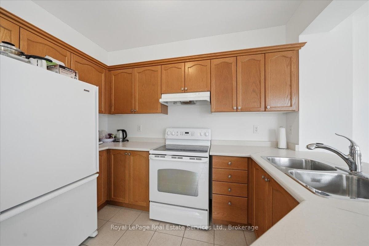 2395 Woodstock Trail photo 15