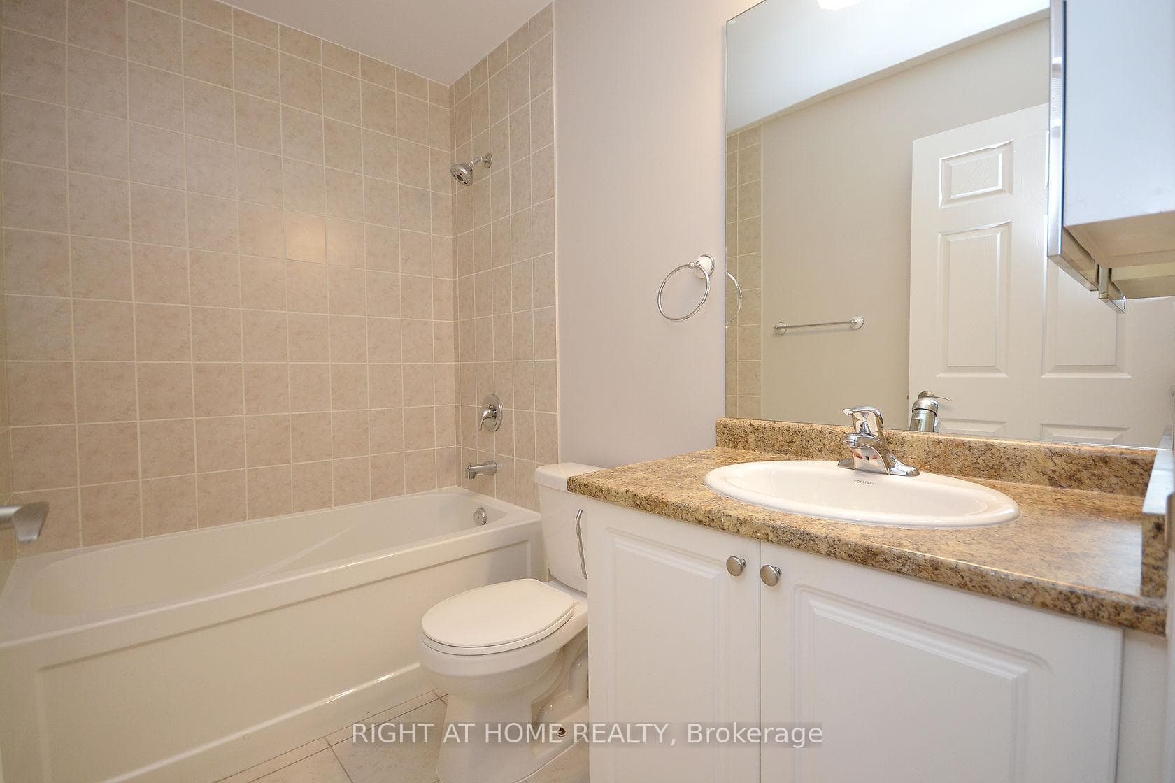 339 Rathburn Road Unit 101 photo 11