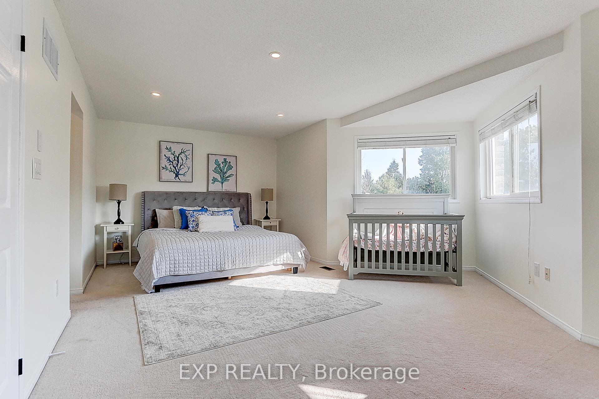 2044 Wilson Street photo 21