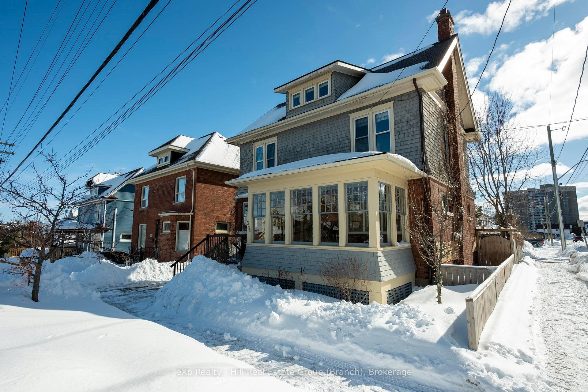 385 Van Norman Street photo 4
