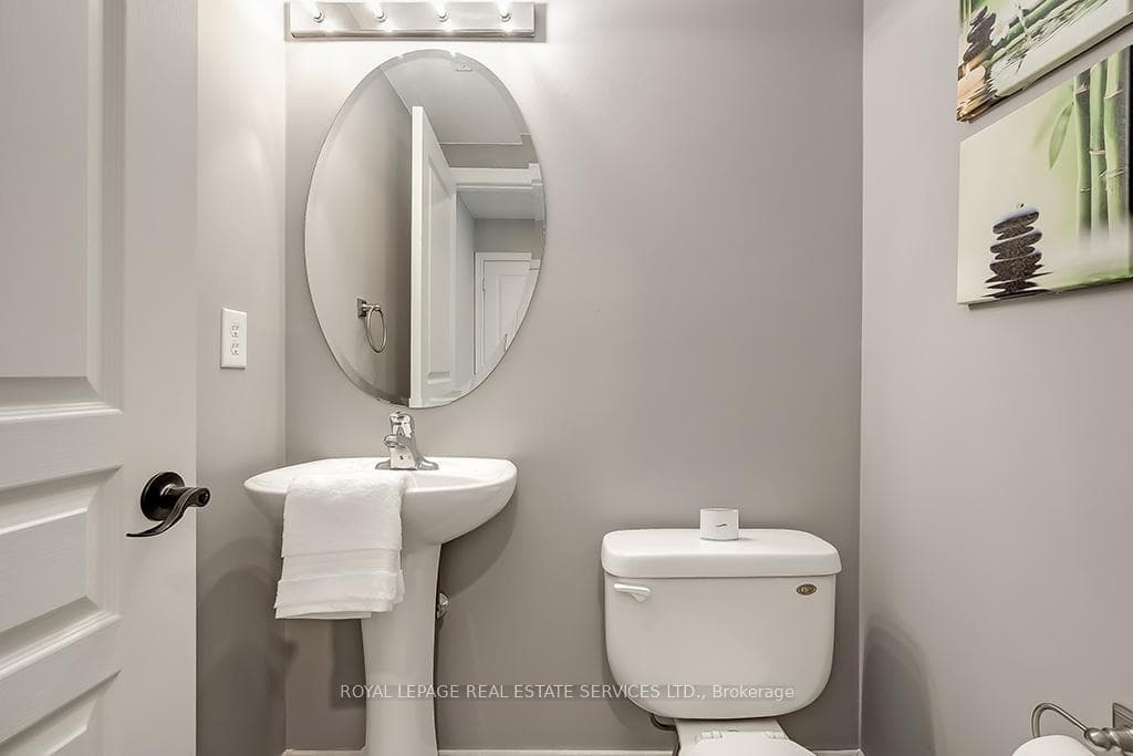 2463 Postmaster Drive photo 9