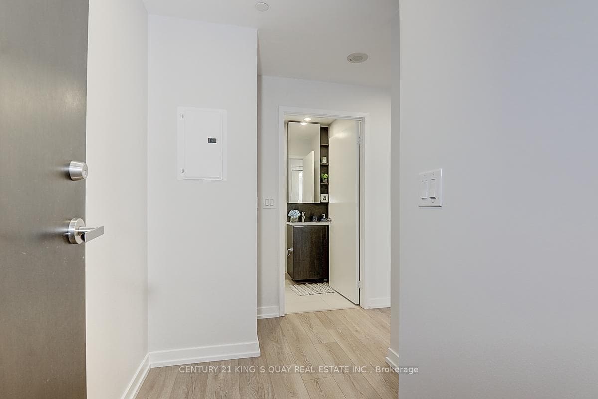 170 Sumach Street Unit 2305 photo 3