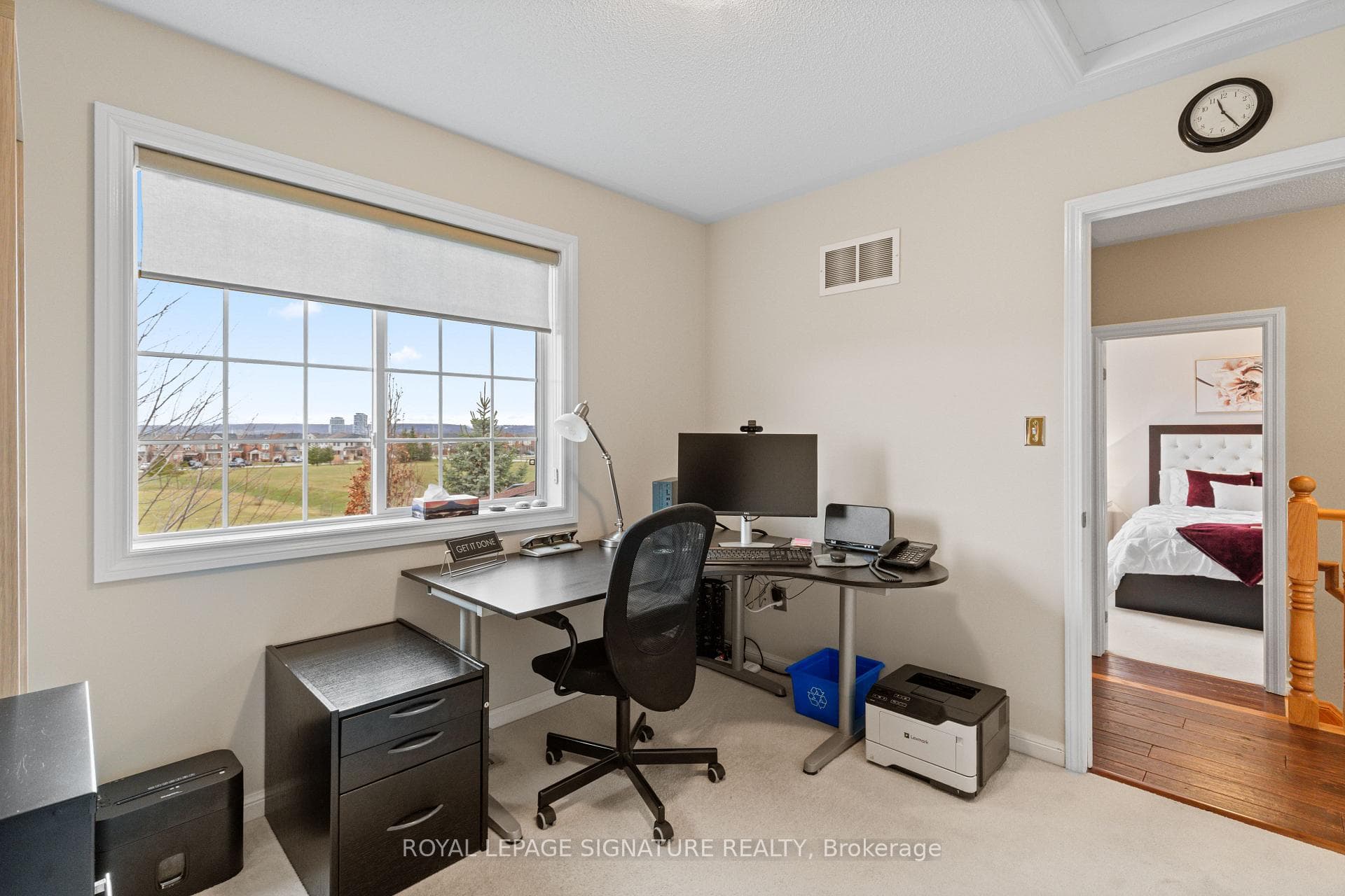 1247 Robson Crescent photo 21