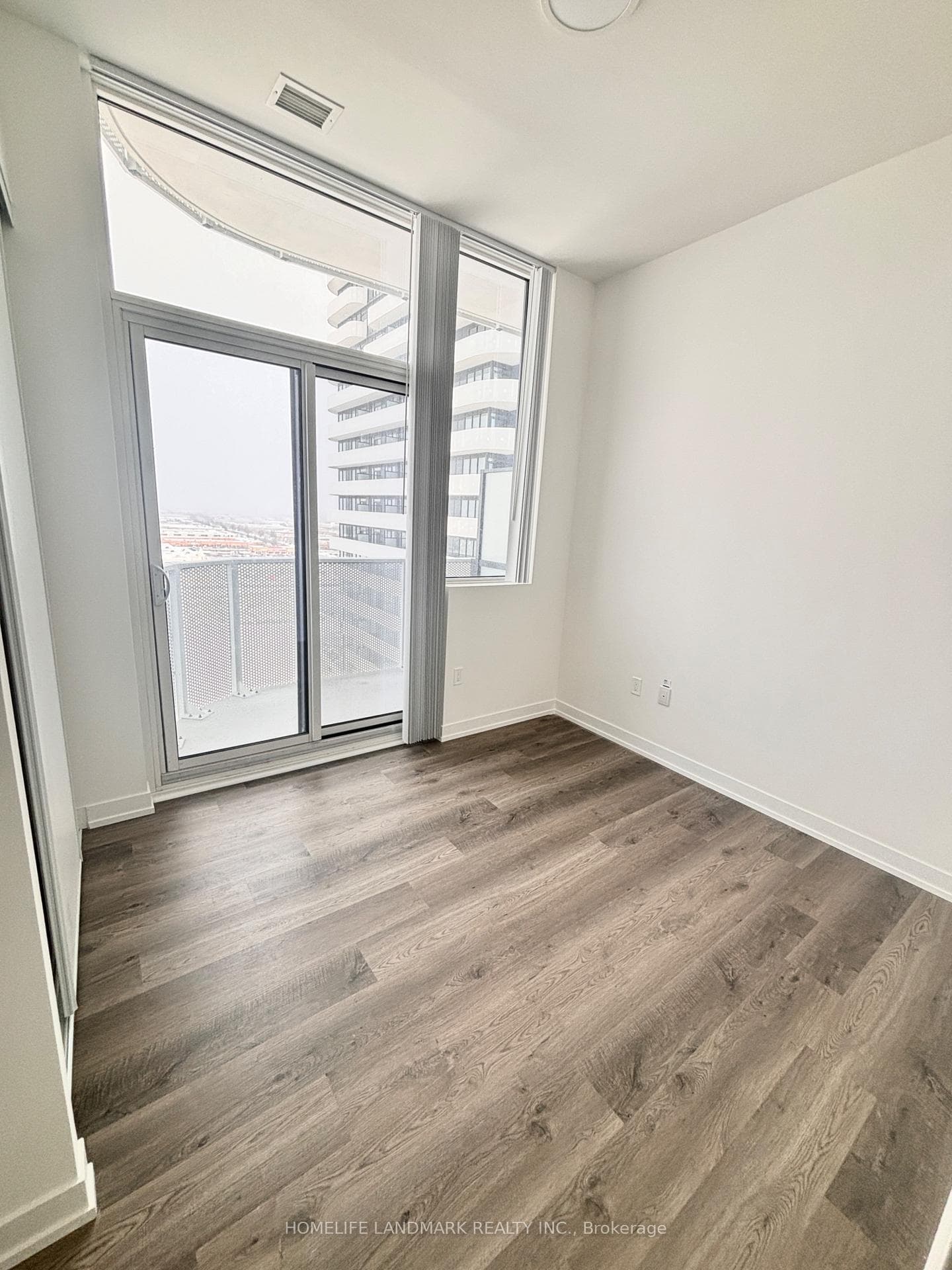 195 Commerce Street Unit 2111 photo 7