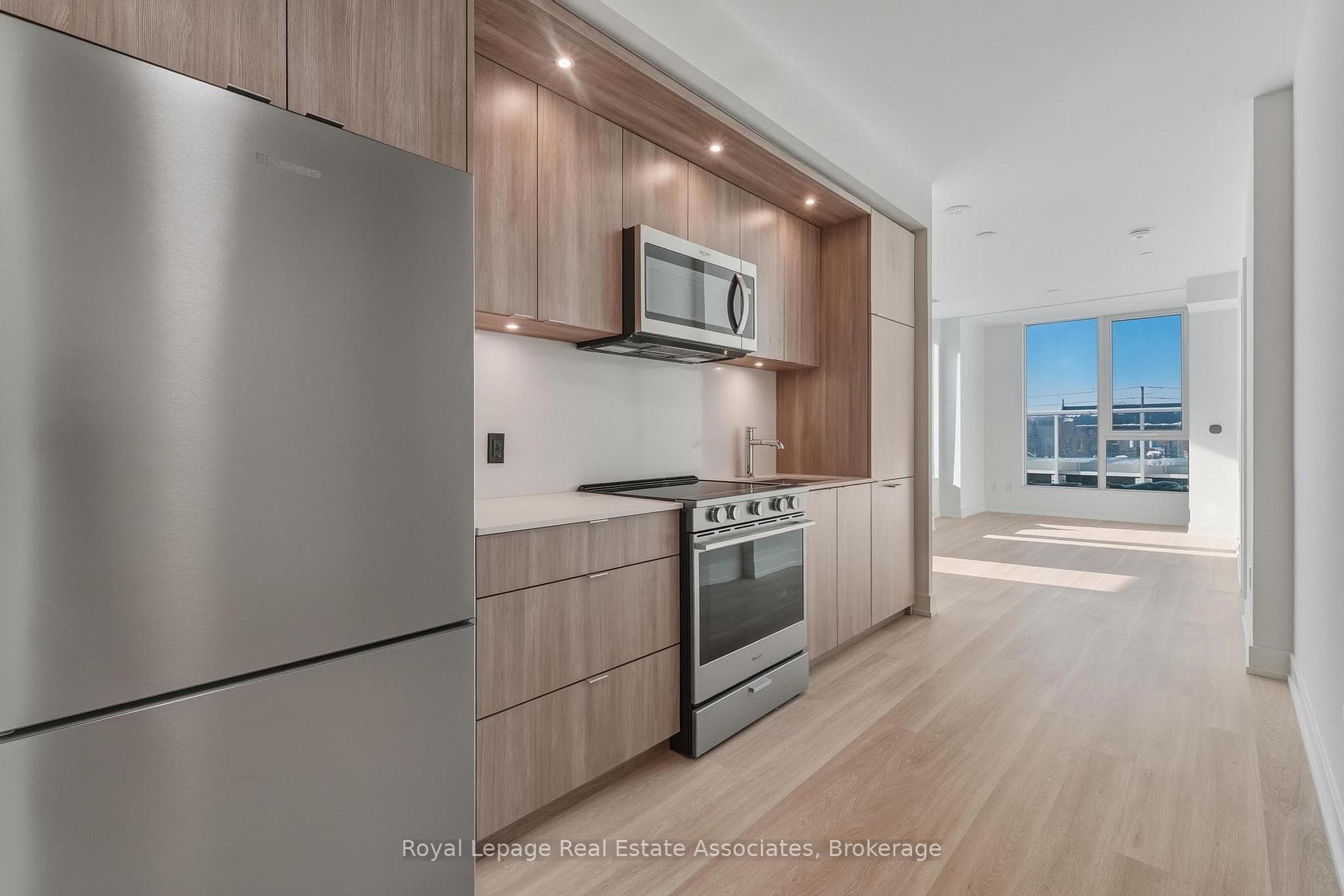 25 Cordova Avenue Unit 512 photo 2