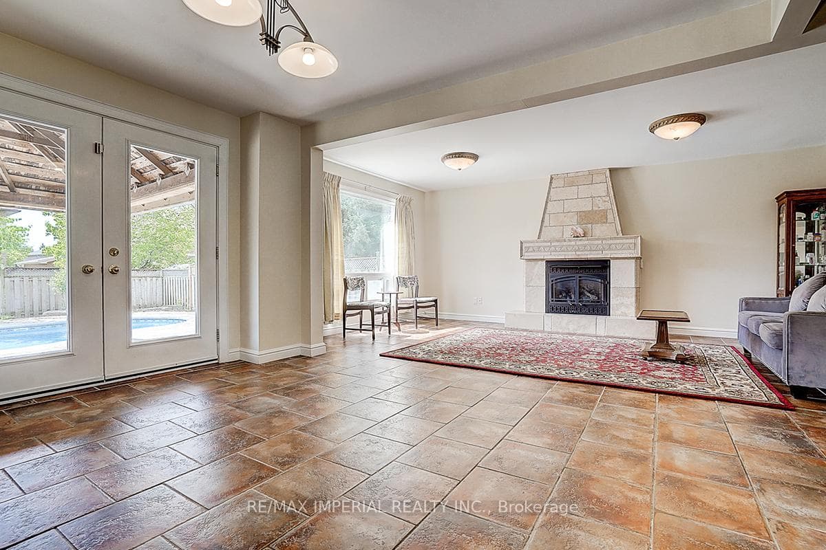 1407 GREENRIDGE Circle photo 19