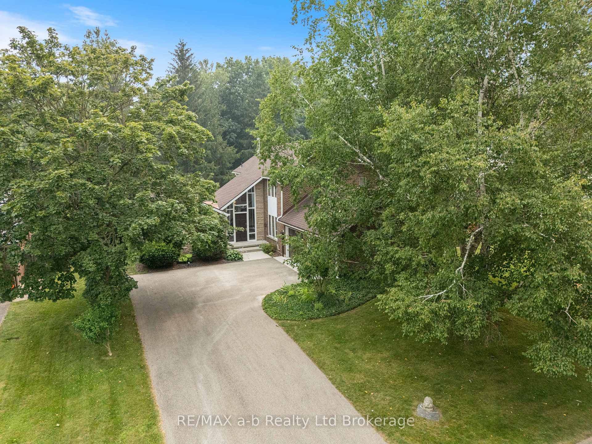 13 Segal Drive photo 3