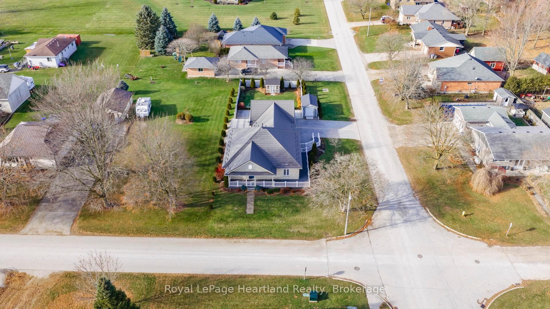 67 Brantford Street photo 39