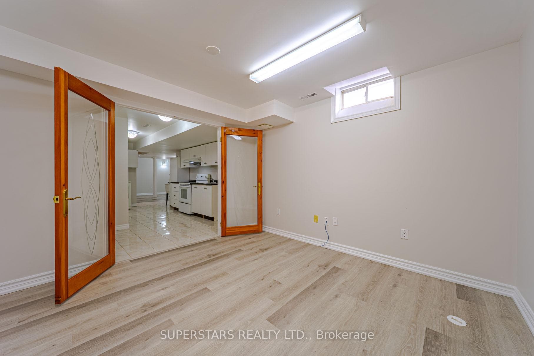 45 Tower Bridge Crescent photo 41