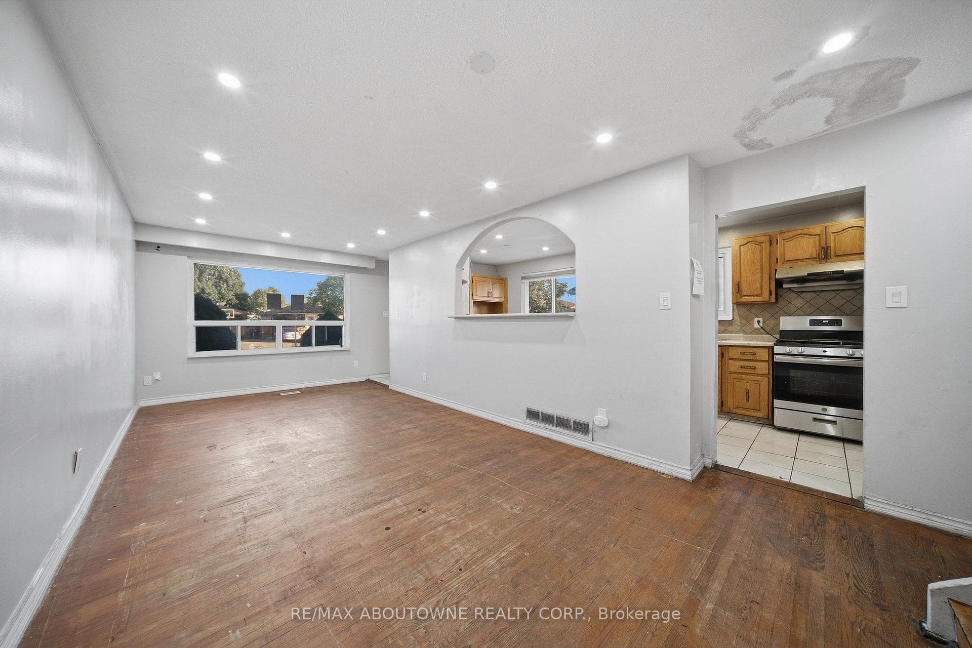34 Seaborn Road photo 4