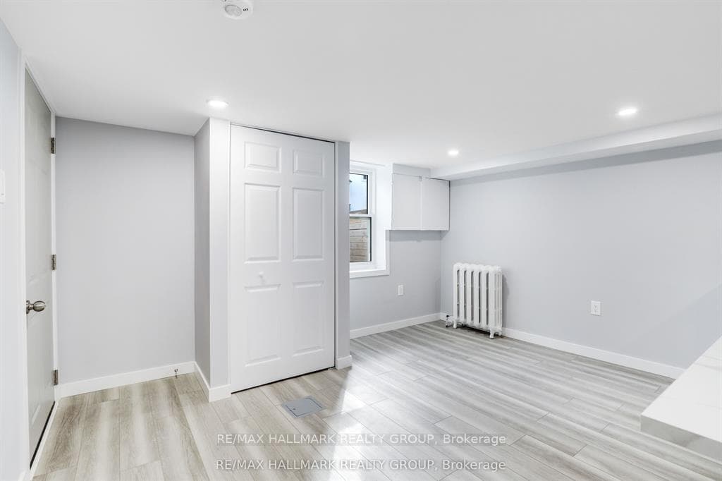 15 Marier Avenue Unit B photo 14