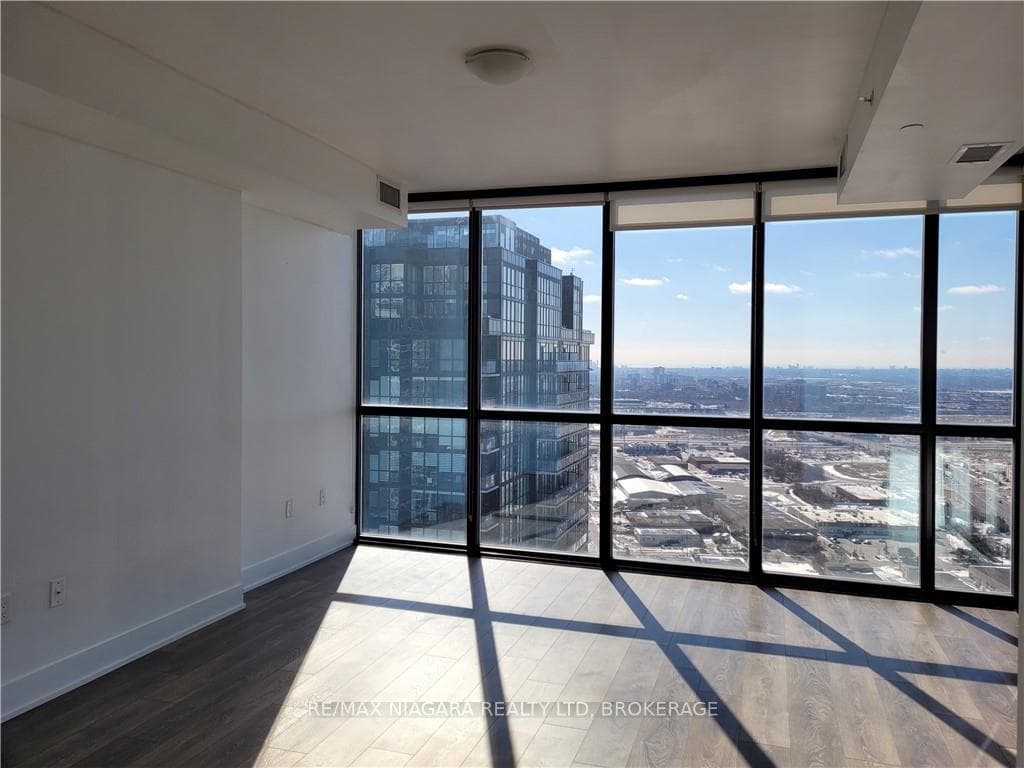 2916 Highway 7 Road Unit 3503 photo 9
