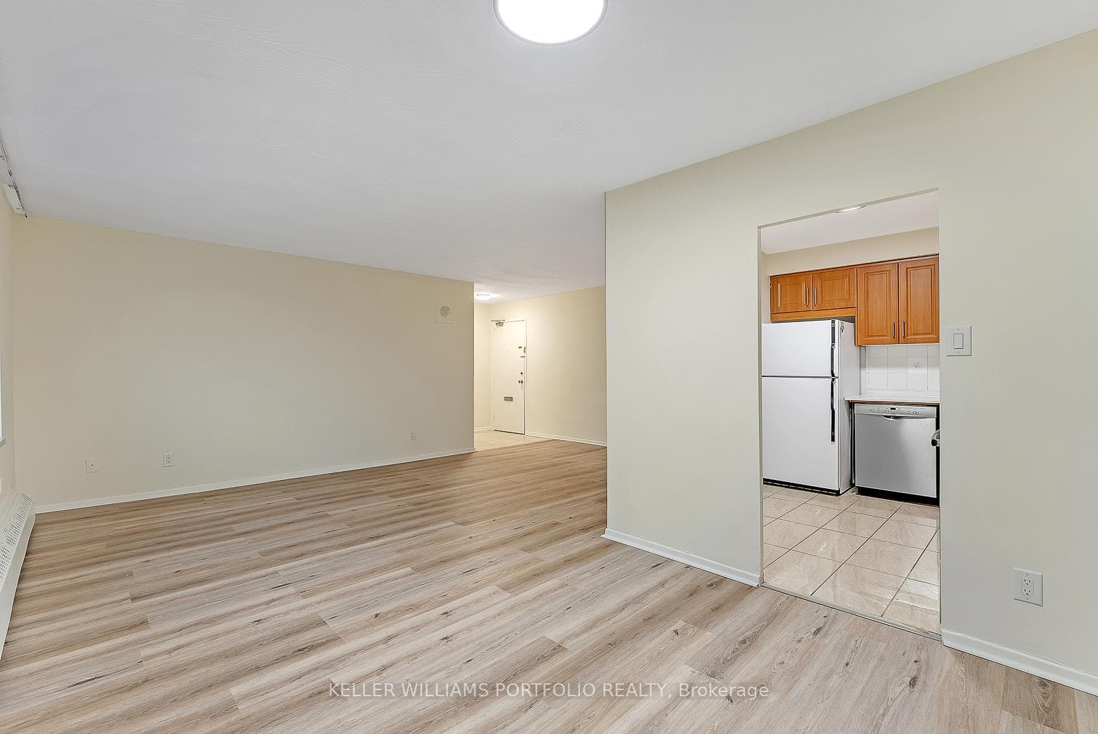 825 Kennedy Road Unit 204 photo 8