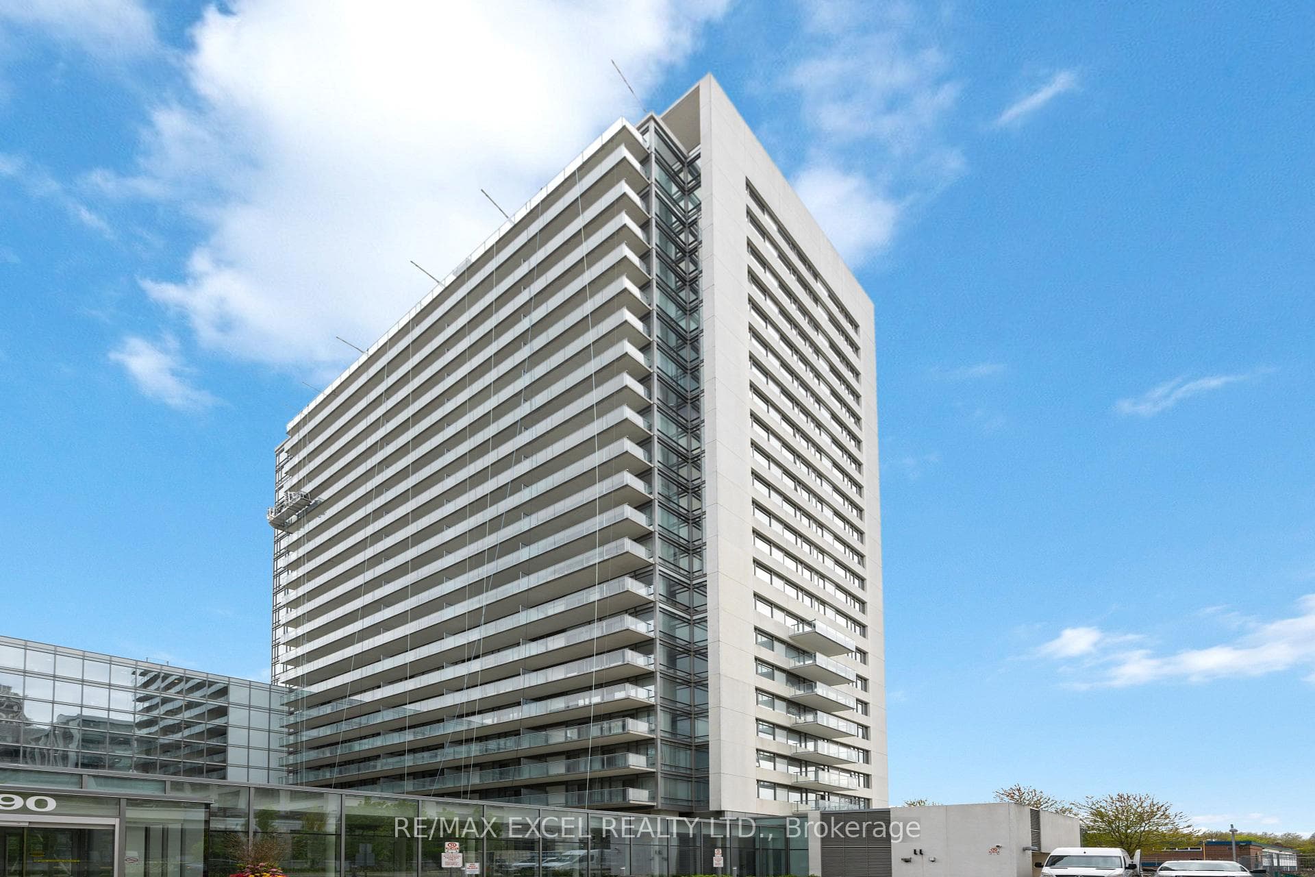 90 Stadium Road Unit 619 photo 4