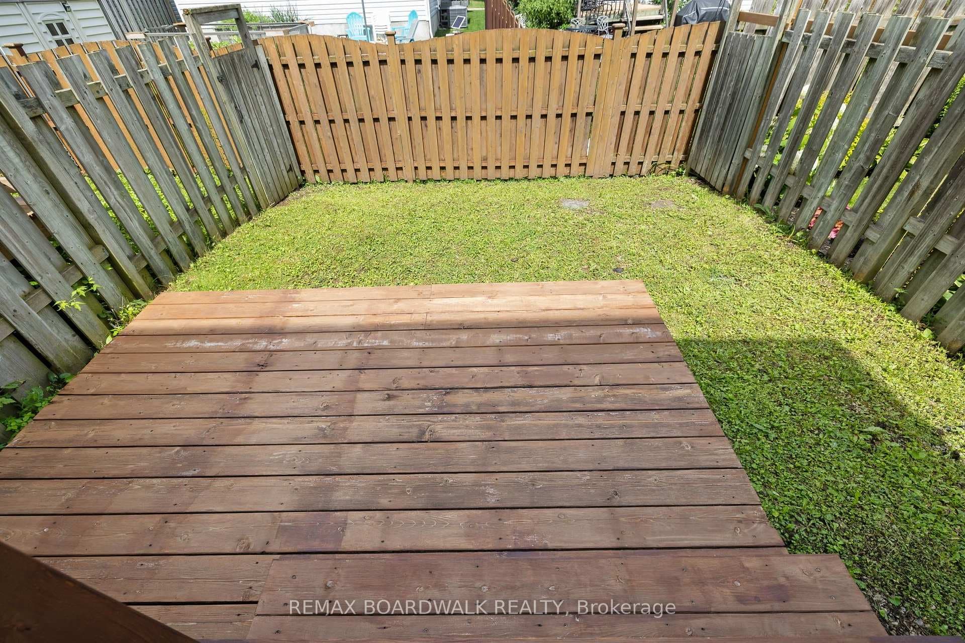 240 Mississippi Court Unit 12 photo 22