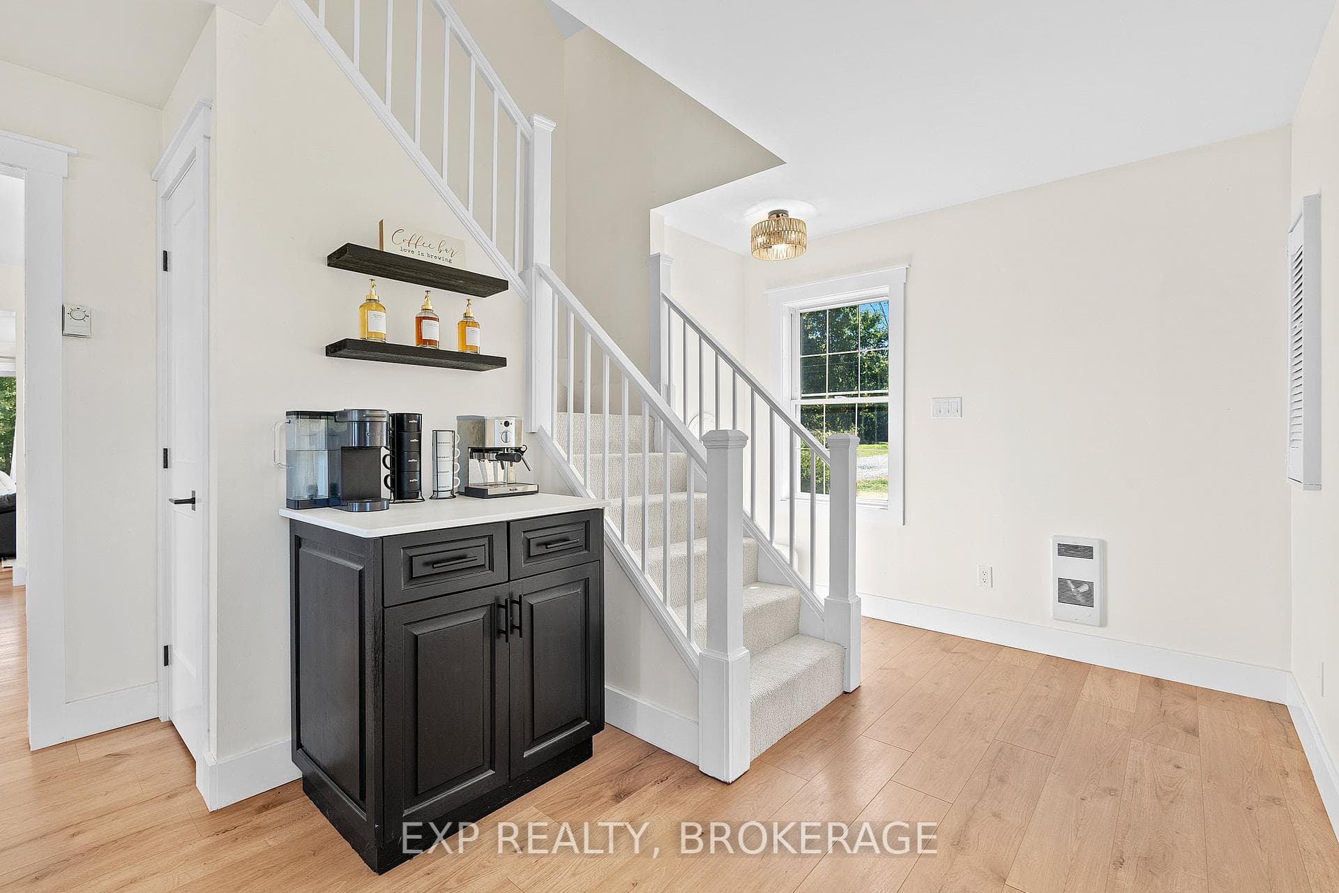 64 BERRY Road photo 20