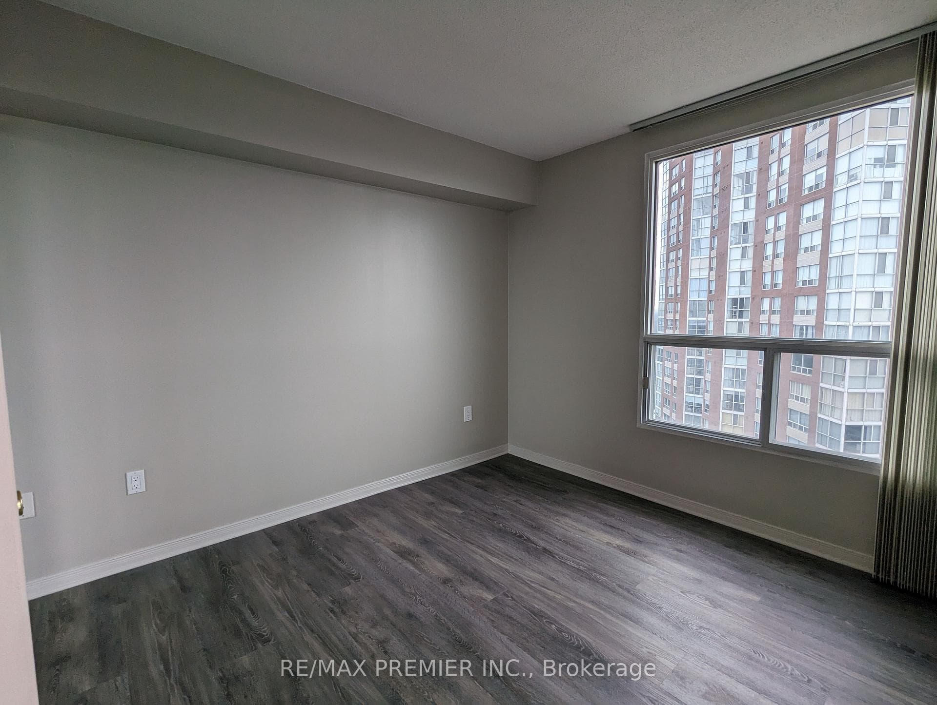 5 Concorde Place Unit 2809 photo 21