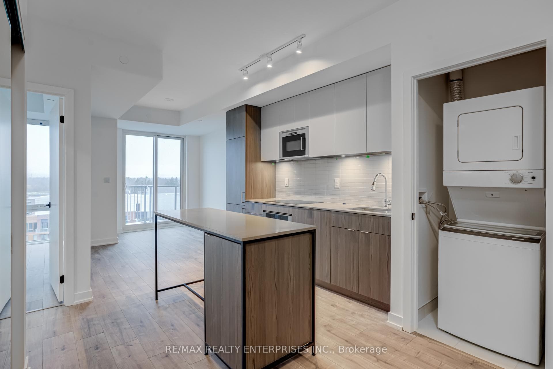 220 Missinnihe Way Unit 903 photo 3