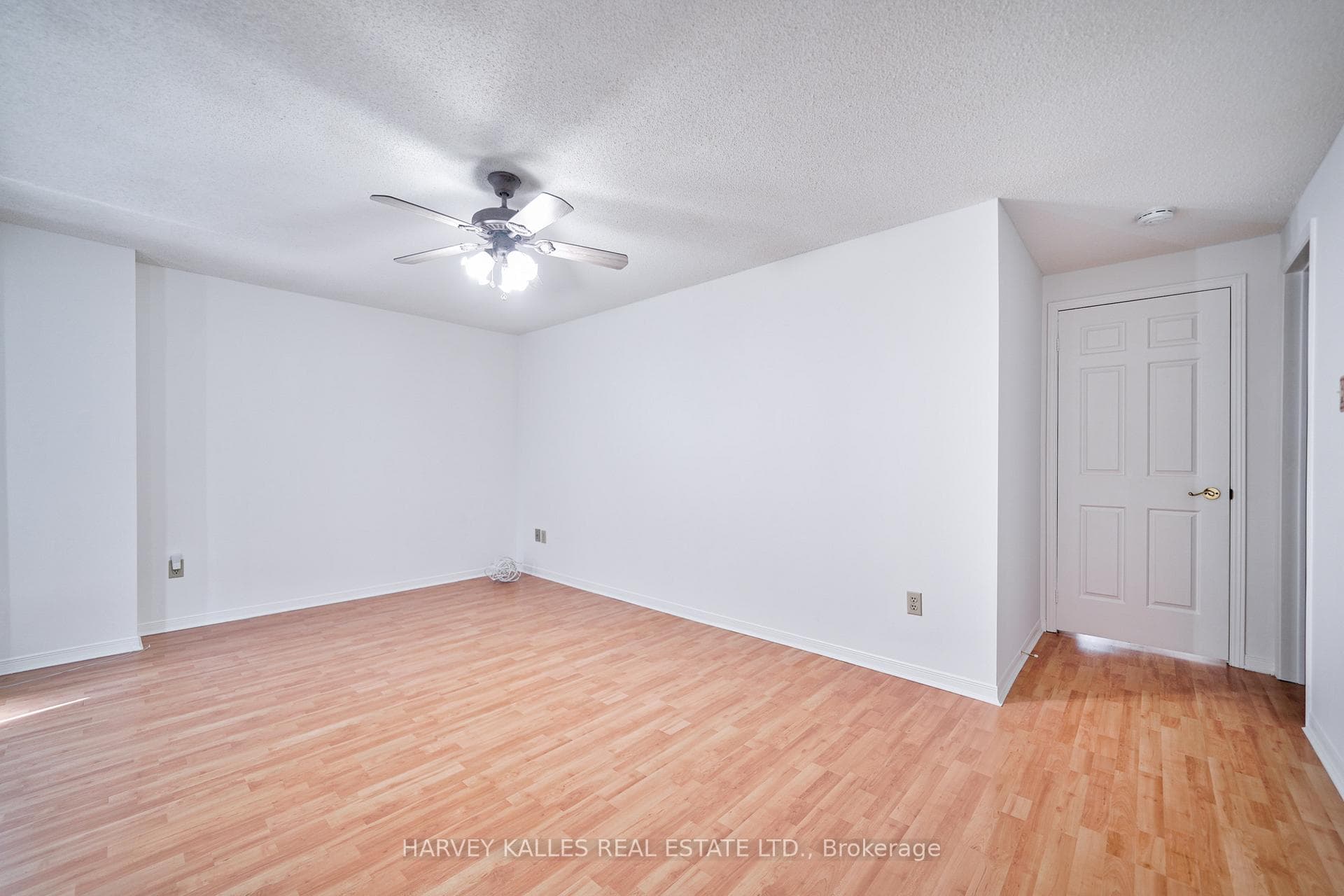 86 Bradbeer Crescent photo 30
