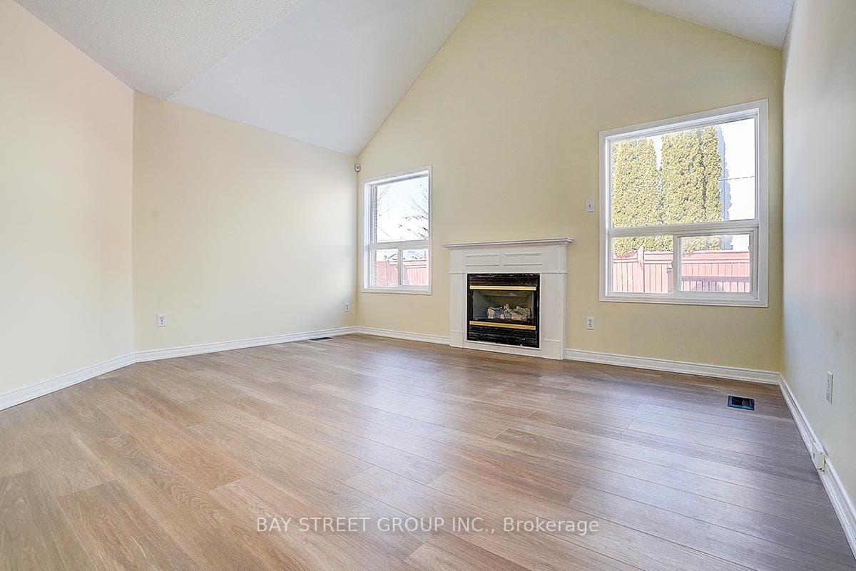 1021 Trail Valley Drive photo 12