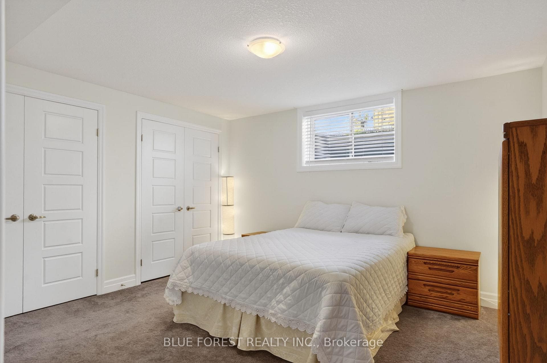 14 Thames Springs Crescent photo 41