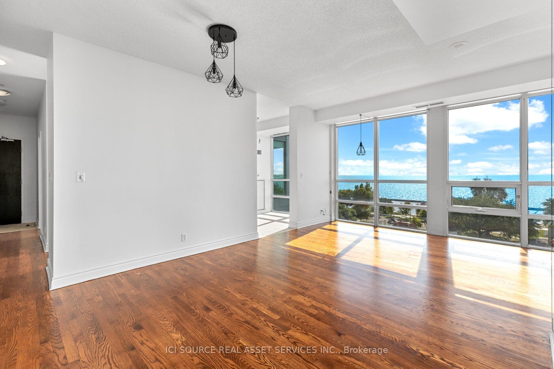 1910 Lake Shore Boulevard Unit 708 photo 7