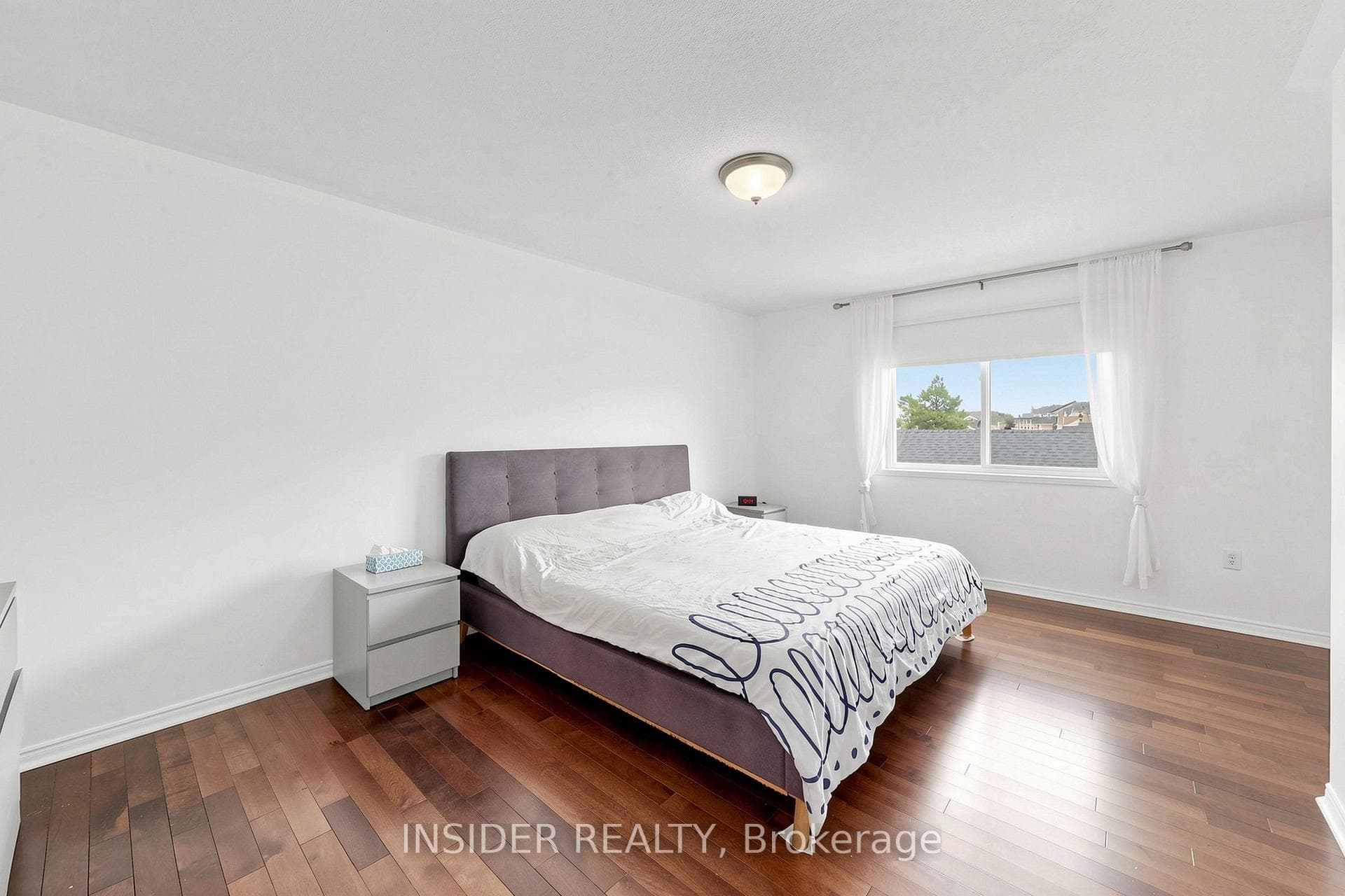 7 Croxall Boulevard photo 23