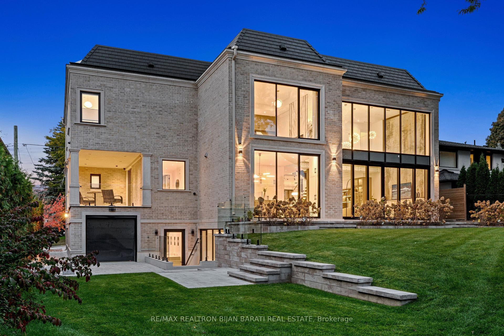 21 Idleswift Drive photo 48