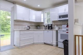 5802 North Street photo 3
