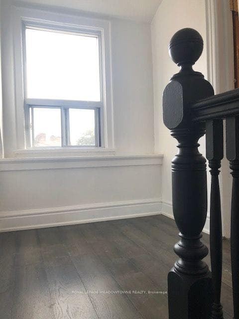 1211 College Street Unit Upper photo 24