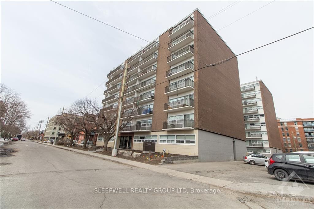 21 JAMES Street Unit 608 photo 1