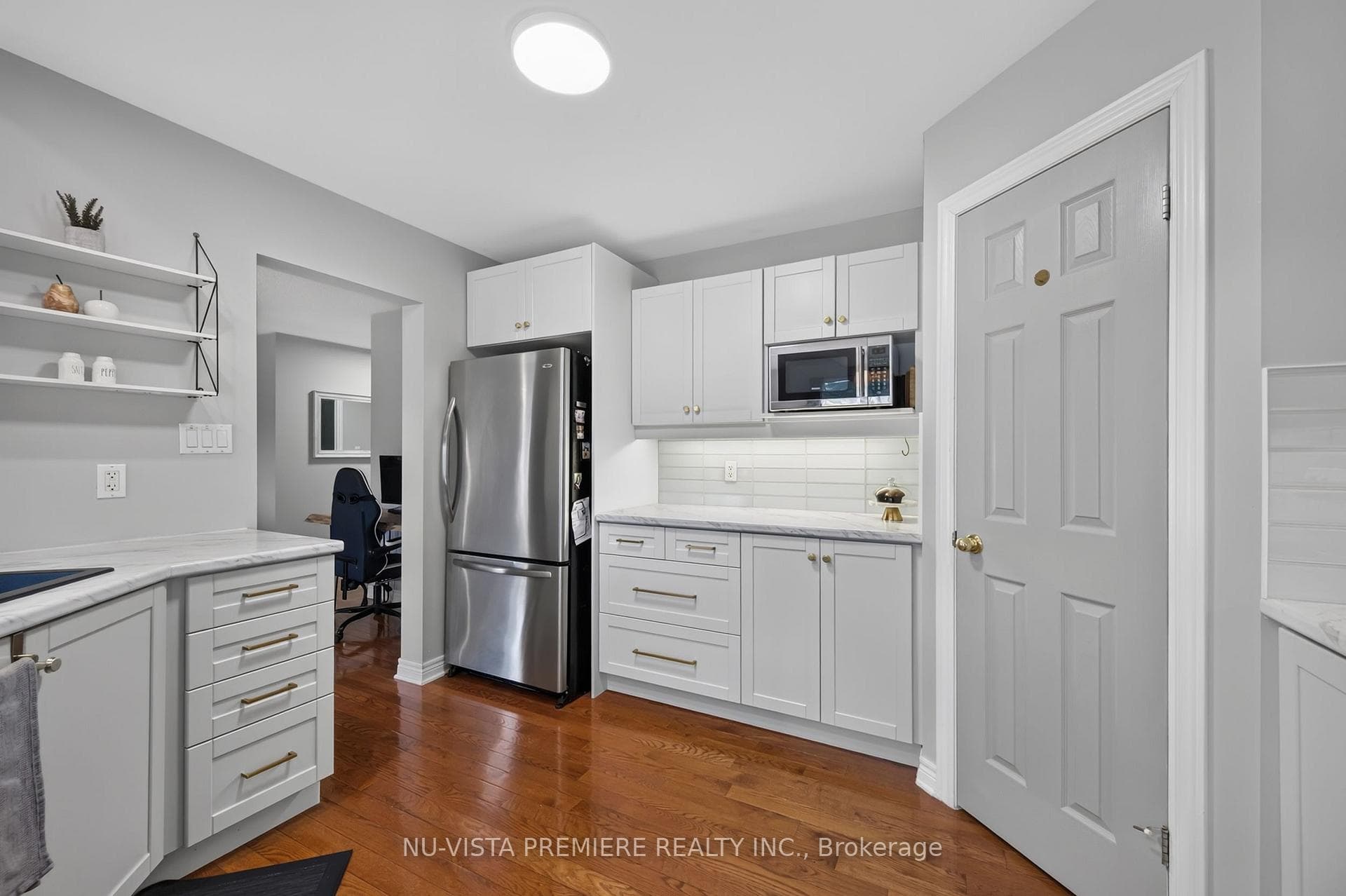 1582 Chelton Place photo 15