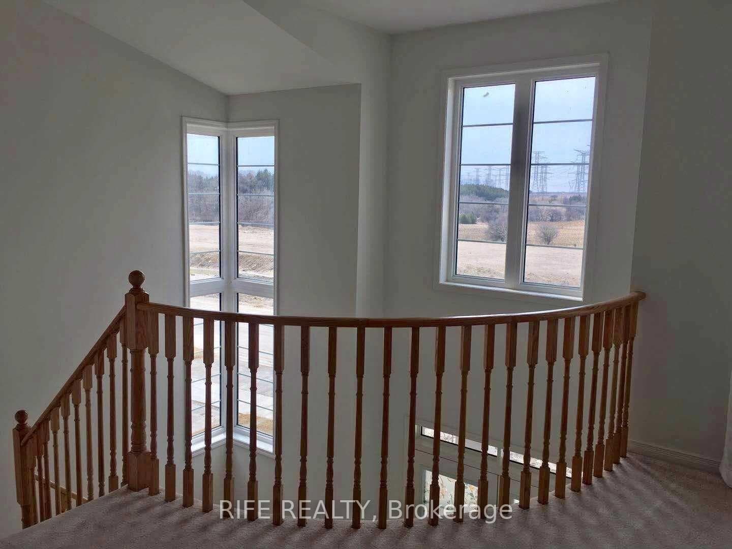 2585 Craftsman Drive photo 4