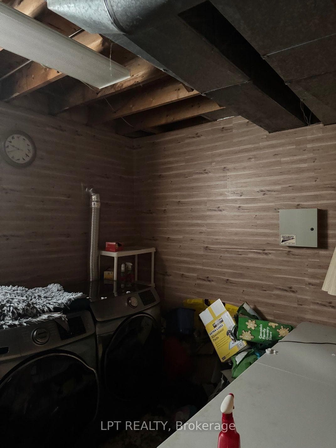 43 Sunset Avenue photo 10