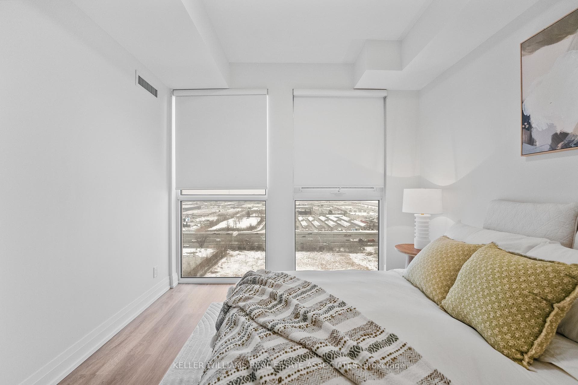 17 Zorra Street Unit 1608 photo 19