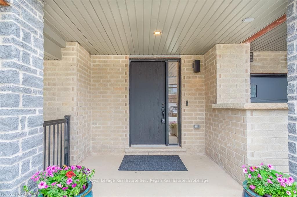 2462 BELT Lane photo 2