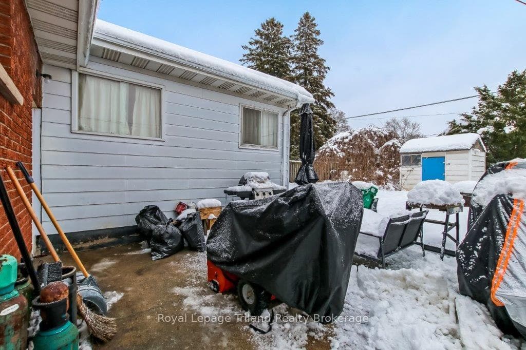 772 Devonshire Avenue photo 5