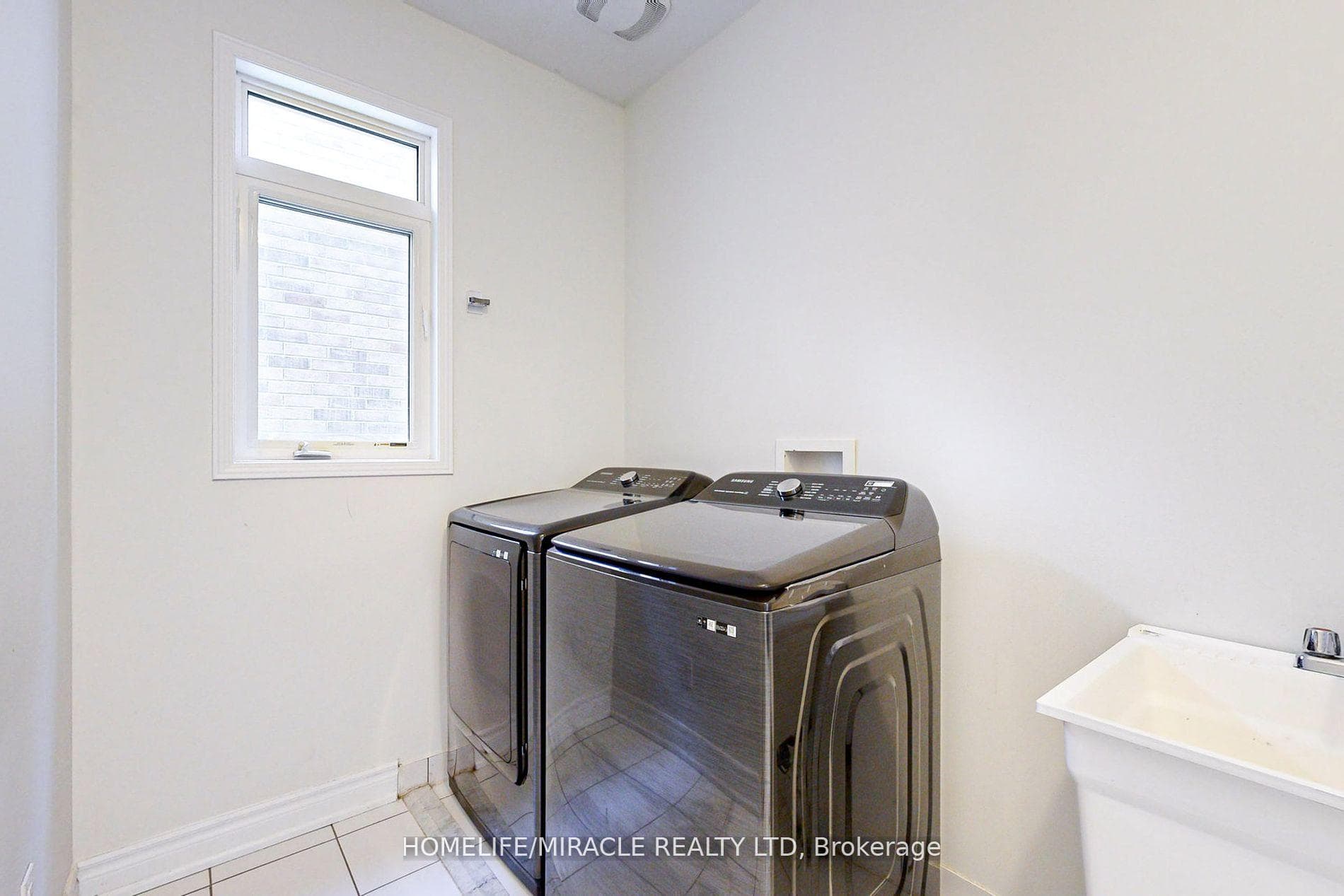 11 Willoughby Way photo 20